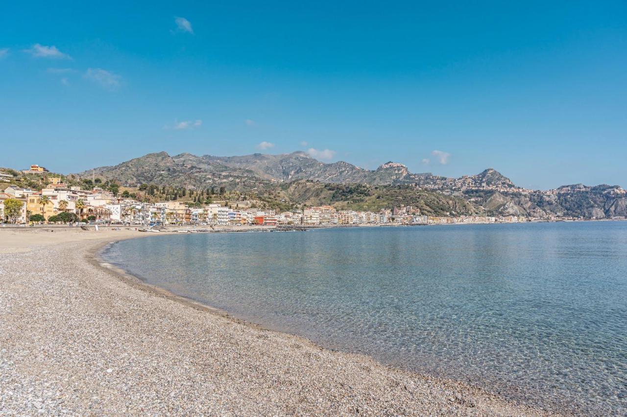 Naxos Bay Flat With Terrace 50 Meters From The Sea Apartment Giardini Naxos Exterior photo