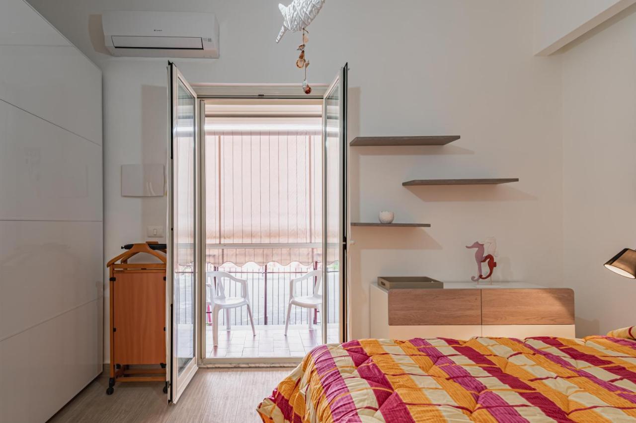 Naxos Bay Flat With Terrace 50 Meters From The Sea Apartment Giardini Naxos Exterior photo