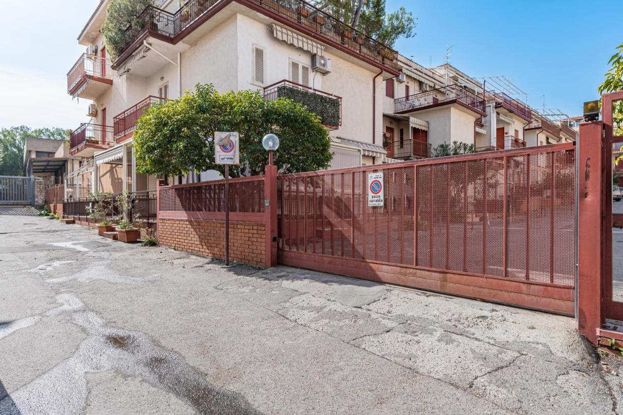 Naxos Bay Flat With Terrace 50 Meters From The Sea Apartment Giardini Naxos Exterior photo